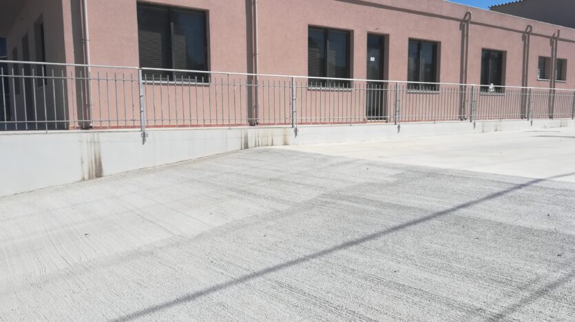 Διατίθενται προς ενοικίαση 2 αυτοτελή κτίρια στη Βι.Πε. Ηρακλείου με μεγάλη εμπορική προβολή.