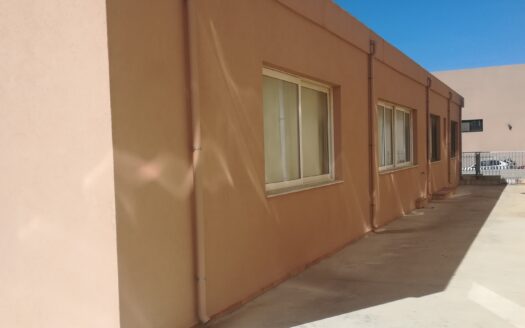 Διατίθενται προς ενοικίαση 2 αυτοτελή κτίρια στη Βι.Πε. Ηρακλείου με μεγάλη εμπορική προβολή.